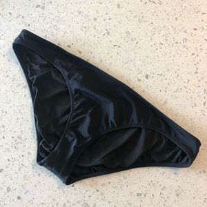 🌟 Victoria’s Secret The Cheeky bikini bottom 🌟